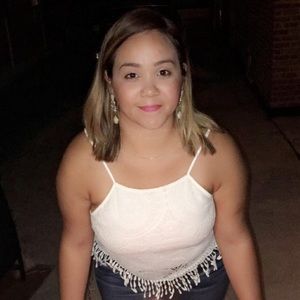 Meet your Posher, Esmeralda